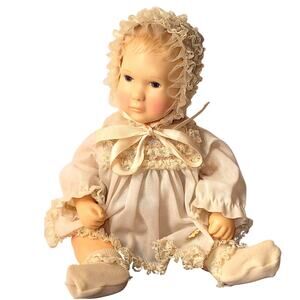 1980 Vintage 10" Effanbee "Baby Lisa"  #1012  Baby Doll  by Astri Campbell